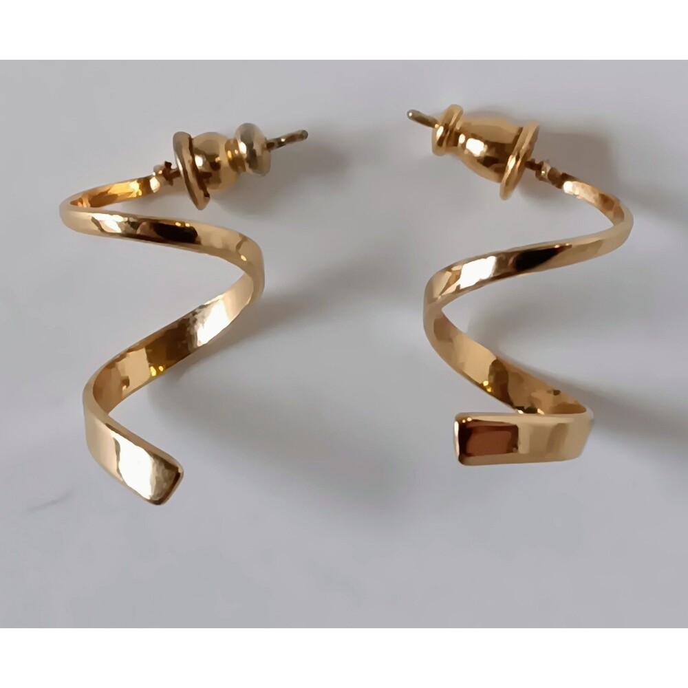 MONET Vintage 1” Gold Tone Swirl Drop Earrings - Picture 8 of 13